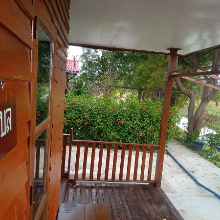 The Green Vale B&B บ้านนาเฉลียง ภายนอก รูปภาพ